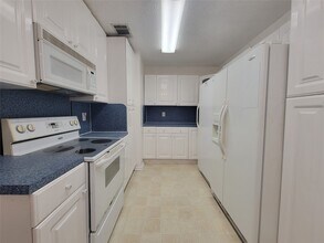 3820 Modlin St in Mesquite, TX - Foto de edificio - Building Photo