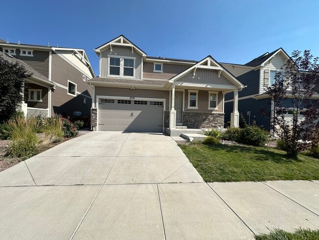 property at 8374 Longleaf Ln