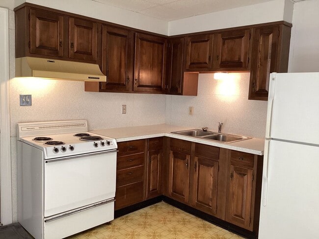 119 E Burd St in Shippensburg, PA - Building Photo - Building Photo