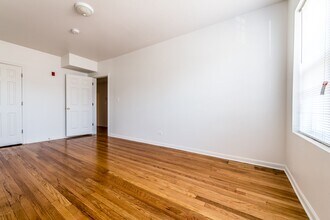 404 School St Maywood, IL 60153 in Maywood, IL - Building Photo - Building Photo