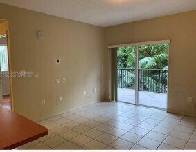 3410 Coral Way, Unit 303 in Miami, FL - Building Photo - Building Photo