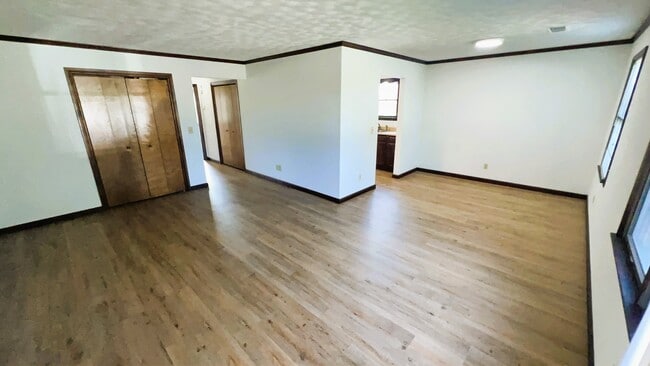 520 Circle Pine Dr in Jasper, IN - Building Photo - Building Photo