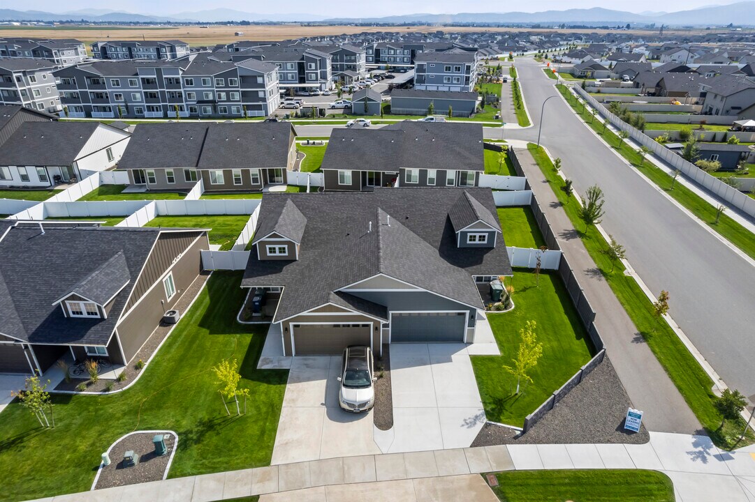 Majestic Villas in Rathdrum, ID - Foto de edificio