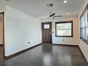 314 N Iowa Ave in Lakeland, FL - Building Photo - Building Photo