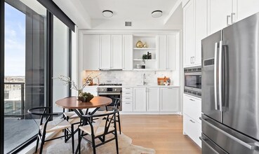 1750 Wewatta St, Unit 740 in Denver, CO - Building Photo - Building Photo