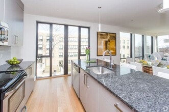 1451 Tremont St, Unit 1480-W403 in Boston, MA - Building Photo - Building Photo