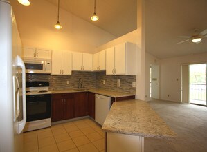 6572 Chasewood Dr-Unit -F in Jupiter, FL - Foto de edificio - Building Photo