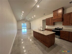 274 Kerlick Ln in New Braunfels, TX - Building Photo - Building Photo