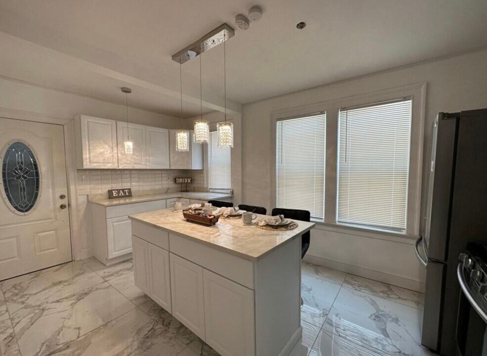 54 Ward Pl in Hartford, CT - Building Photo