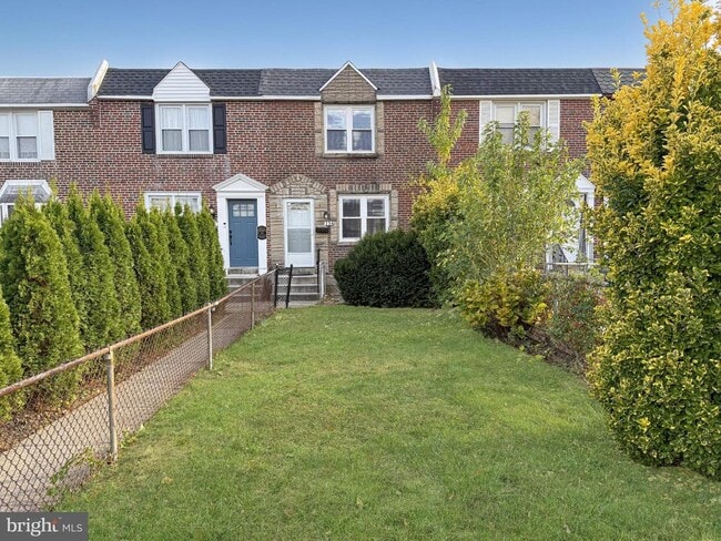 property at 116 W Berkley Ave