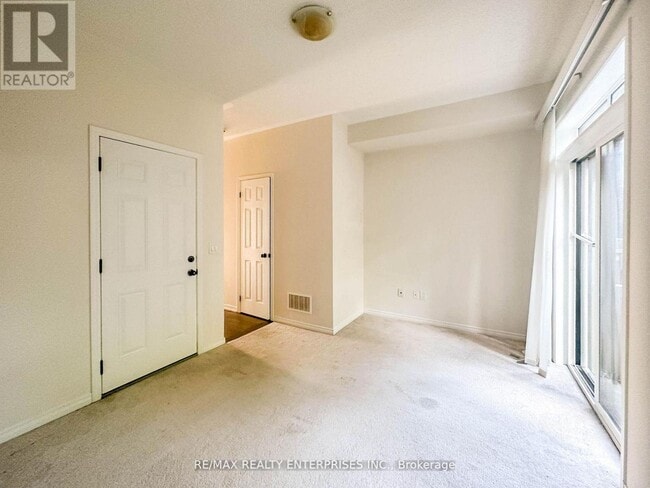 409 Ladycroft Ter in Mississauga, ON - Building Photo - Building Photo