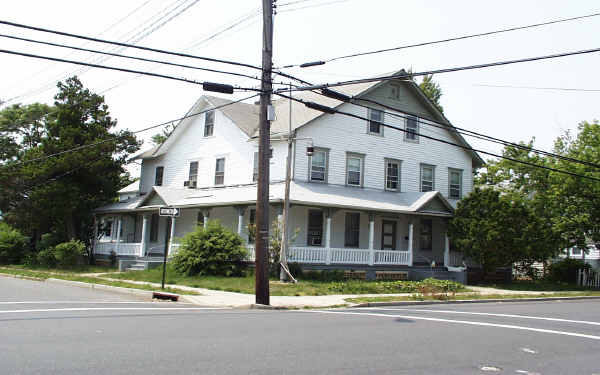 501 Park Place Ave in Bradley Beach, NJ - Foto de edificio