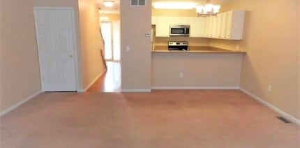 9026 Newport Way in Livonia, MI - Building Photo - Building Photo