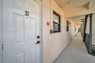 3265 Virginia St in Miami, FL - Building Photo