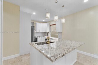 5310 NW 124th Way in Coral Springs, FL - Building Photo - Building Photo