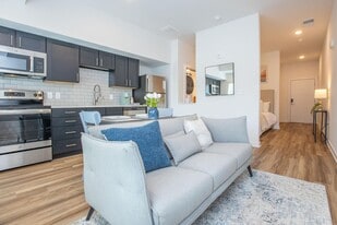 East Seventy Nine Apartments in Nashville, TN - Building Photo