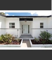 12521 Wixom St in Los Angeles, CA - Building Photo