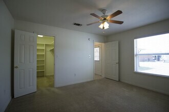 3133-3137 Cedar Hill St in Denton, TX - Building Photo - Building Photo