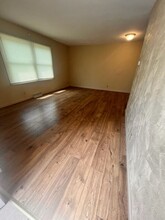 10132 W Jonen St in Milwaukee, WI - Building Photo - Building Photo