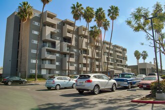 Summercrest Apartments in National City, CA - Building Photo - Building Photo