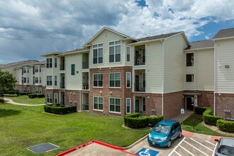 Grand Reserve Seniors Temple in Temple, TX - Foto de edificio - Building Photo