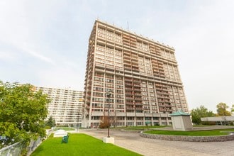 Domaine Bellerive Apartments in Laval, QC - Building Photo - Building Photo