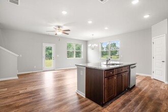 2322 Deerhaven Xing in Gainesville, GA - Building Photo - Building Photo