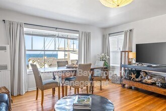 731 Mermaid Ave in Pacific Grove, CA - Building Photo - Building Photo