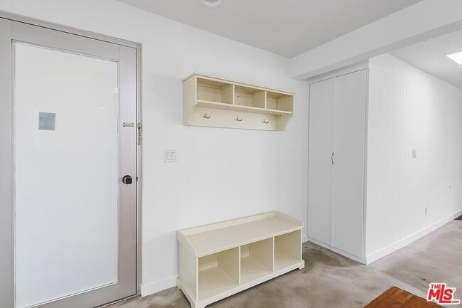 25 Ironsides St in Marina Del Rey, CA - Building Photo - Building Photo