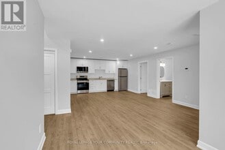 600 Second St E in Cornwall, ON - Foto de edificio - Building Photo