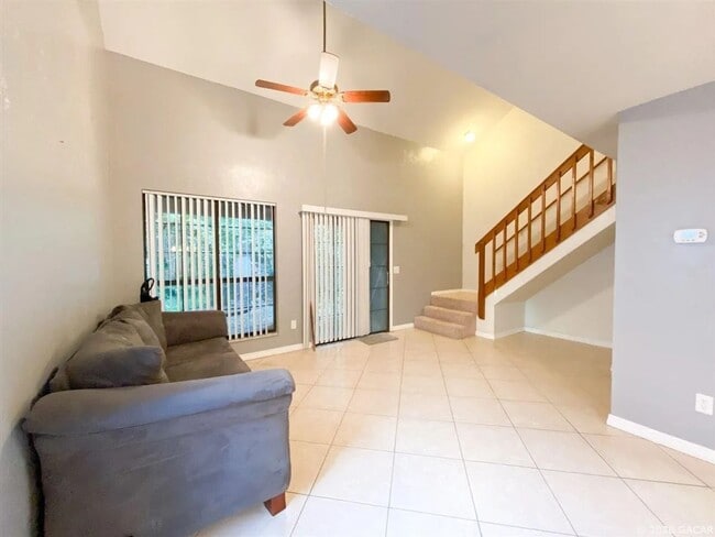 5855 SW 8th Pl in Gainesville, FL - Building Photo - Building Photo