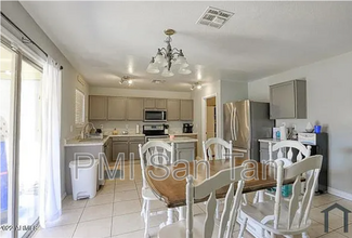 941 E Denim Trail in San Tan Valley, AZ - Building Photo - Building Photo