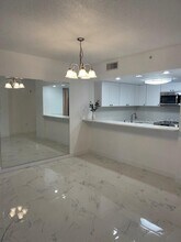 5300 S Atlantic Ave in New Smyrna Beach, FL - Building Photo - Building Photo