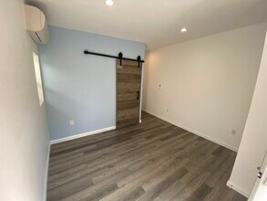 433 S Fairview St in Burbank, CA - Building Photo - Building Photo