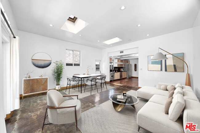property at 1141 Cabrillo Ave