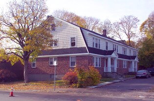 949 Hancock St in Quincy, MA - Building Photo