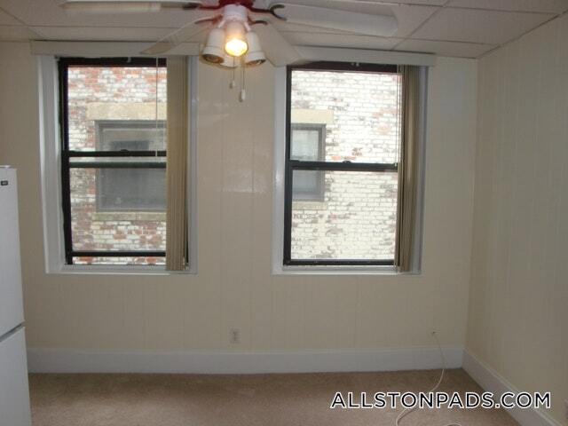 439 Cambridge St, Unit 23 in Boston, MA - Building Photo