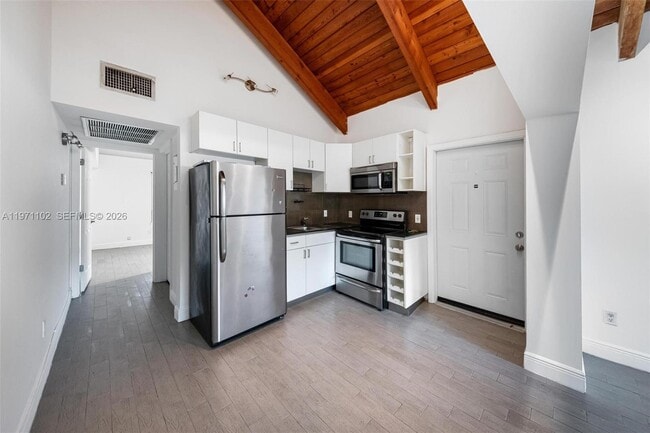 property at 1050 NE 129th St