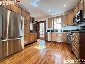 22 Saybrook St, Unit 2 in Boston, MA - Building Photo - Building Photo