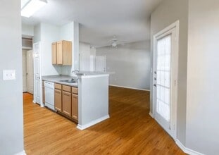 Saddle Creek in Kyle, TX - Building Photo - Building Photo