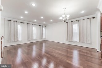 25367 Wakestone Park Terrace in Chantilly, VA - Building Photo - Building Photo