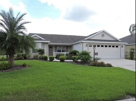 798 Journey Ln in the Villages, FL - Building Photo