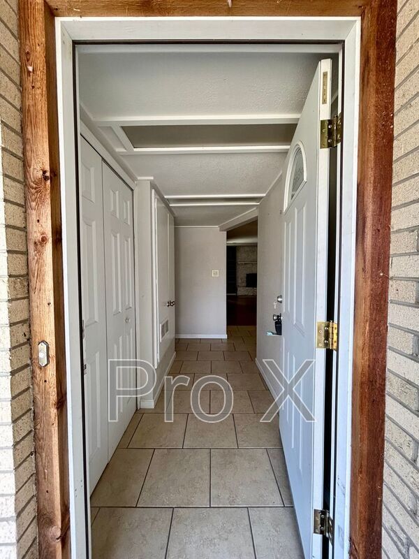 1411 Lawrence Ave in Springdale, AR - Building Photo - Building Photo