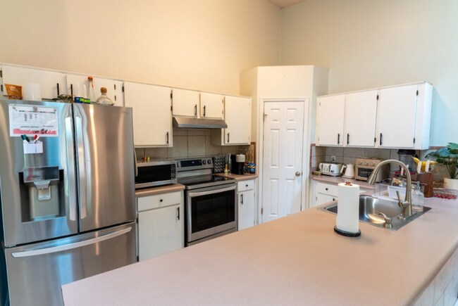 property at 3428 Daylily Ln
