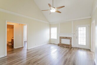 307 Acorn Ct in Smyrna, TN - Building Photo - Building Photo