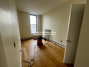 482 Beacon St, Unit 52 in Boston, MA - Building Photo - Building Photo