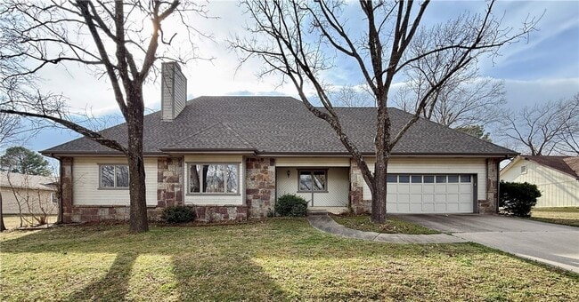 property at 9 Dunedin Dr