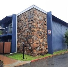 5966 E 33rd Ct in Tulsa, OK - Building Photo - Building Photo