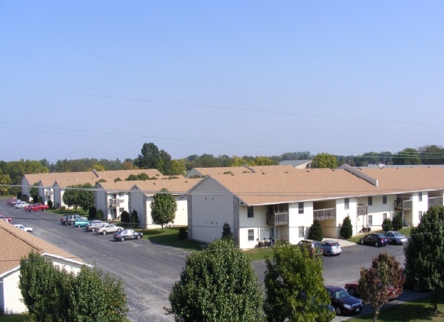 Sandusky Square Apartments in Findlay, OH - Building Photo - Building Photo