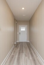 1938 Westhill Dr in Cantonment, FL - Foto de edificio - Building Photo